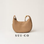 Aria Saddle Tote: Half-Moon Leather Bag
