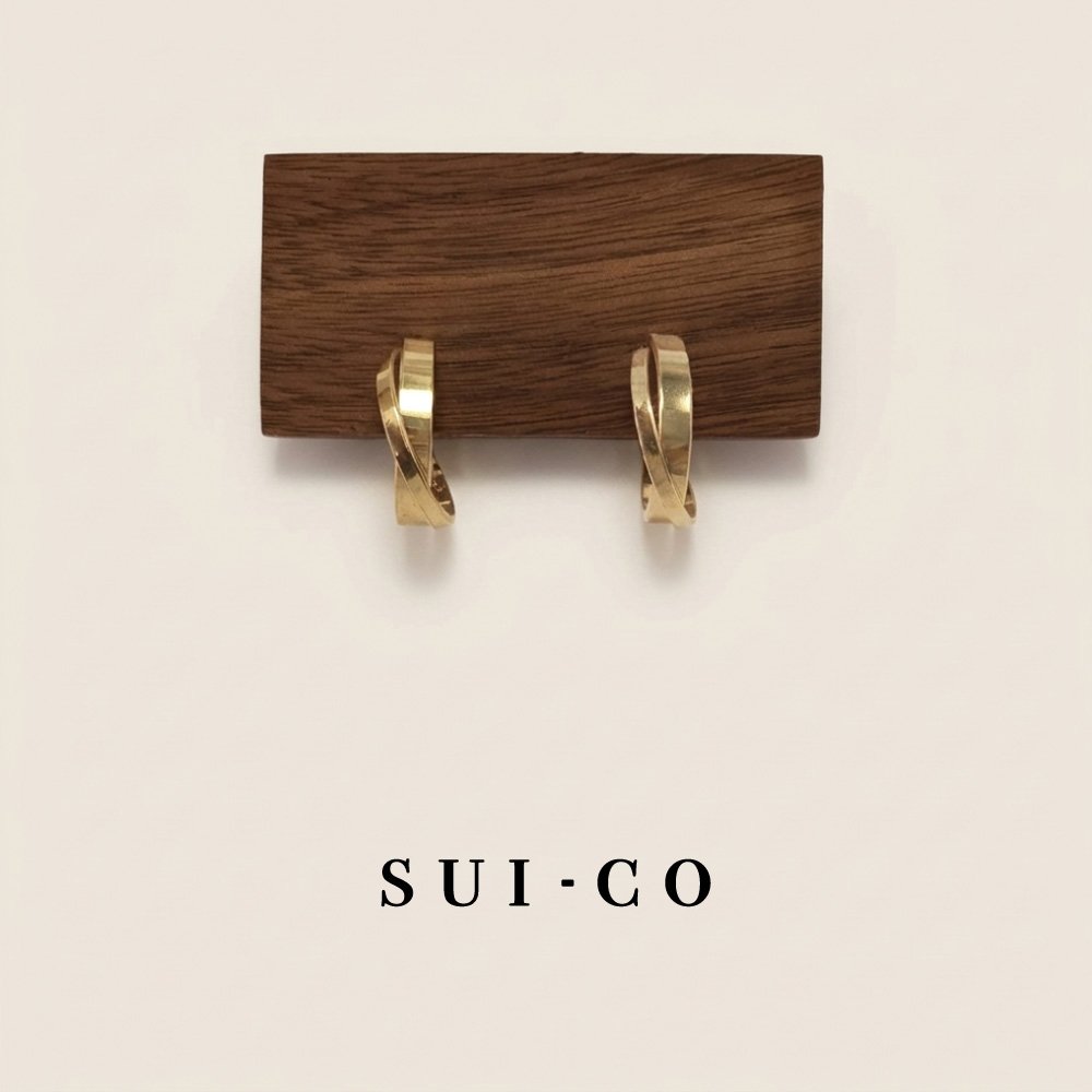 Kira Crossover Half-Hoop Earrings: Minimalist & Unique