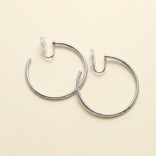 Evania minimalist hoop clip on earrings in gold plating sui-co