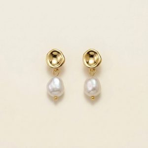 Lumina imitation pearl swirl clip on earrings in gold tone sui-co