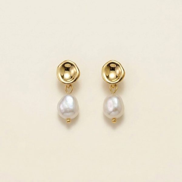 Lumina imitation pearl swirl clip on earrings in gold tone sui-co