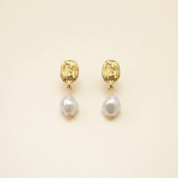 Nerise imitation pearl clip on earrings in gold tone sui-co