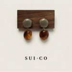 Vora Caramel Muse: Retro Two-Tone Molded Resin Drop S925 Stud Earrings