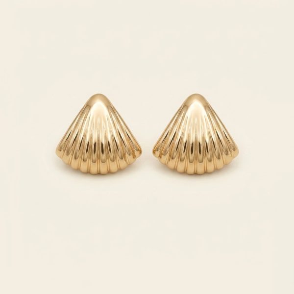 Vesper vintage shell gold stud earrings sui-co